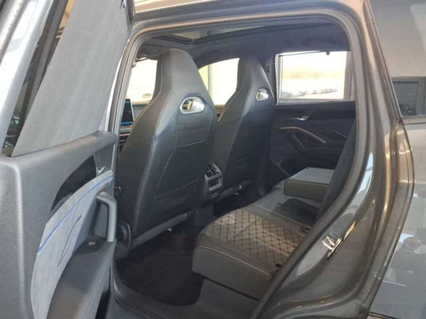 Volkswagen T-CROSS TDI 4Motion R-Line -  - Joinsteer - #4