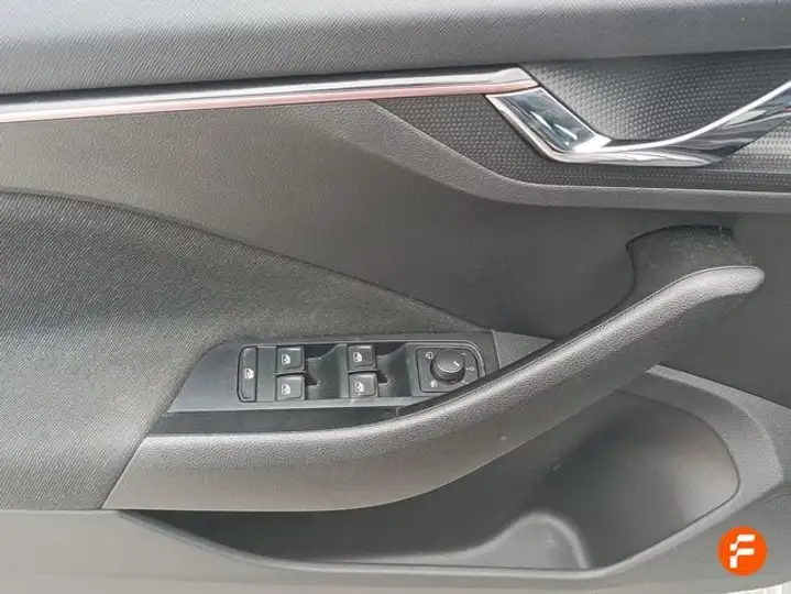 Škoda Kamiq 1.0 TSI Style 2023, foto 24