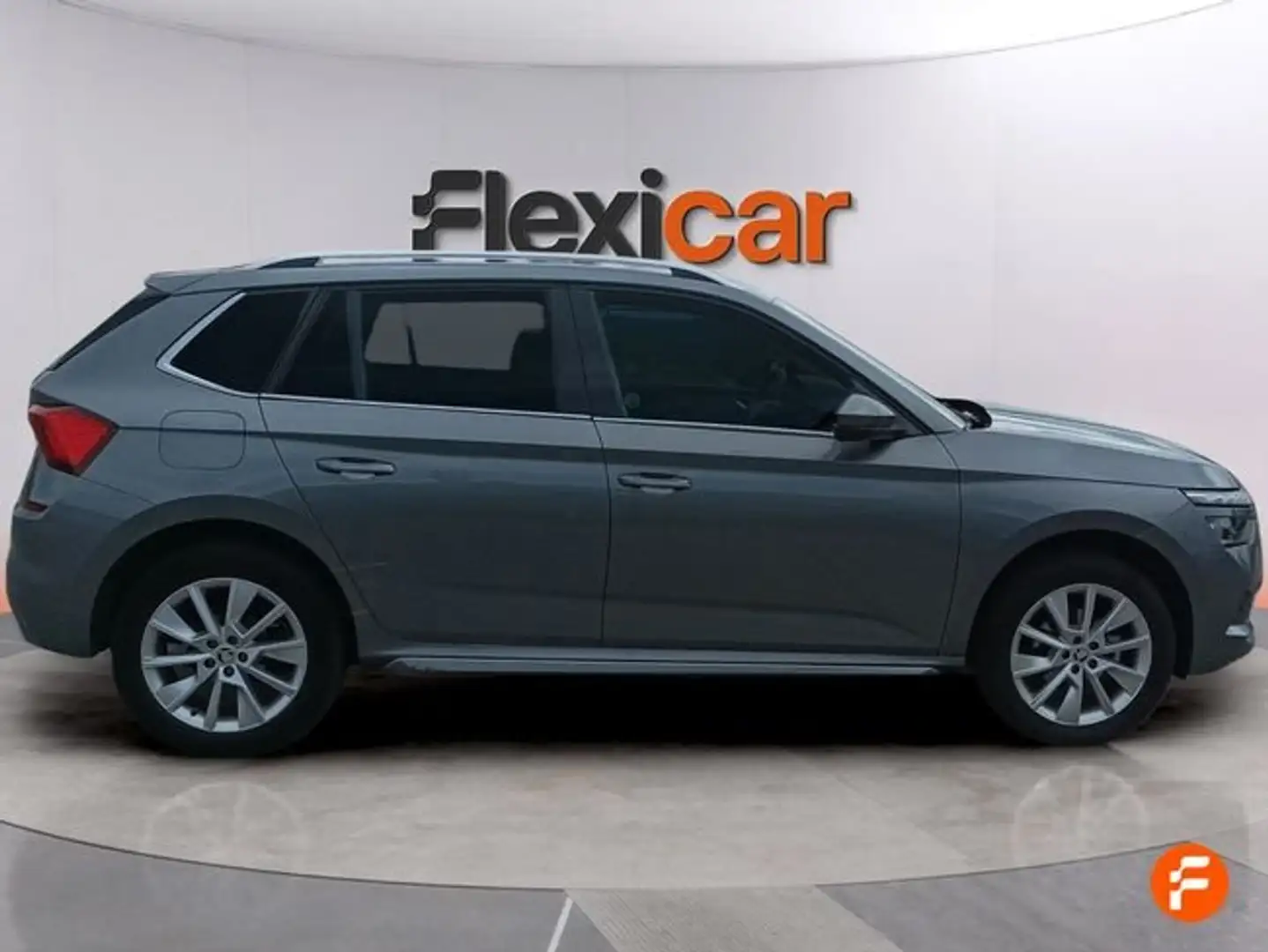 Skoda Kamiq 1.0 TSI Style 81kW Gris - 2
