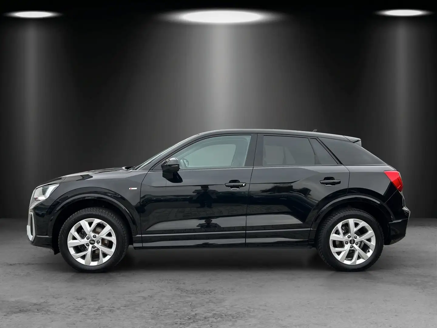 Audi Q2 35 1.5 TFSI S-tronic S-line/MMI-Navi/LED/APS+ Noir - 2