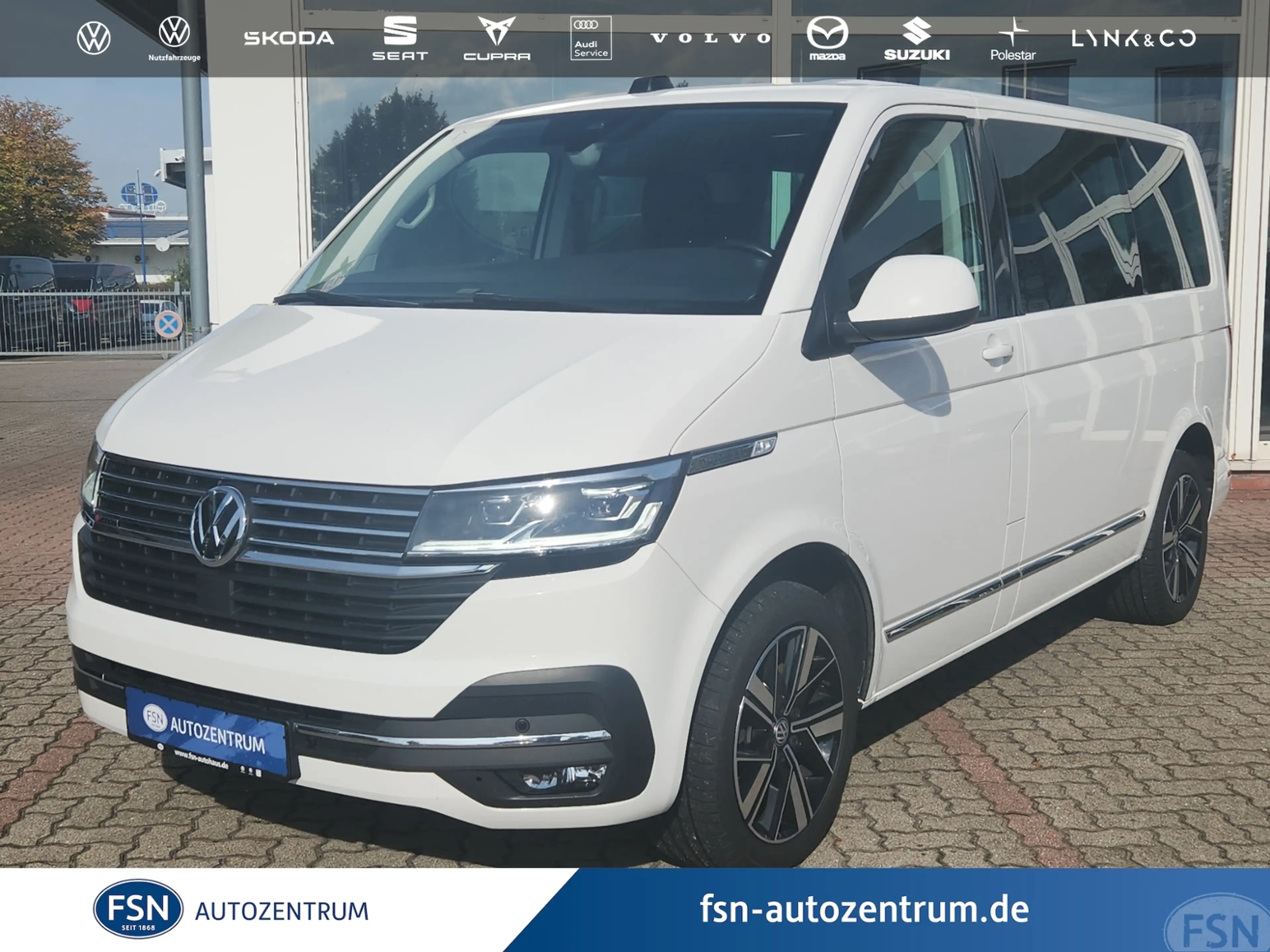 Volkswagen T6.1 Transporter 2.0 TDI 4M LED AHK RFK Clima