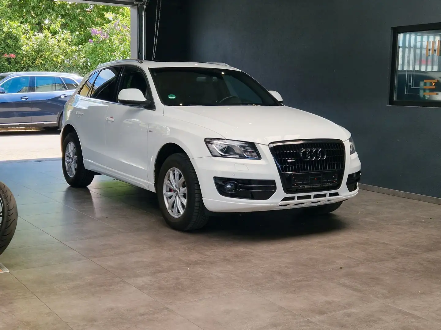 Audi Q5 3.0TDI S-Line quattro*Kamera*Navi*Xenon* Blanc - 1