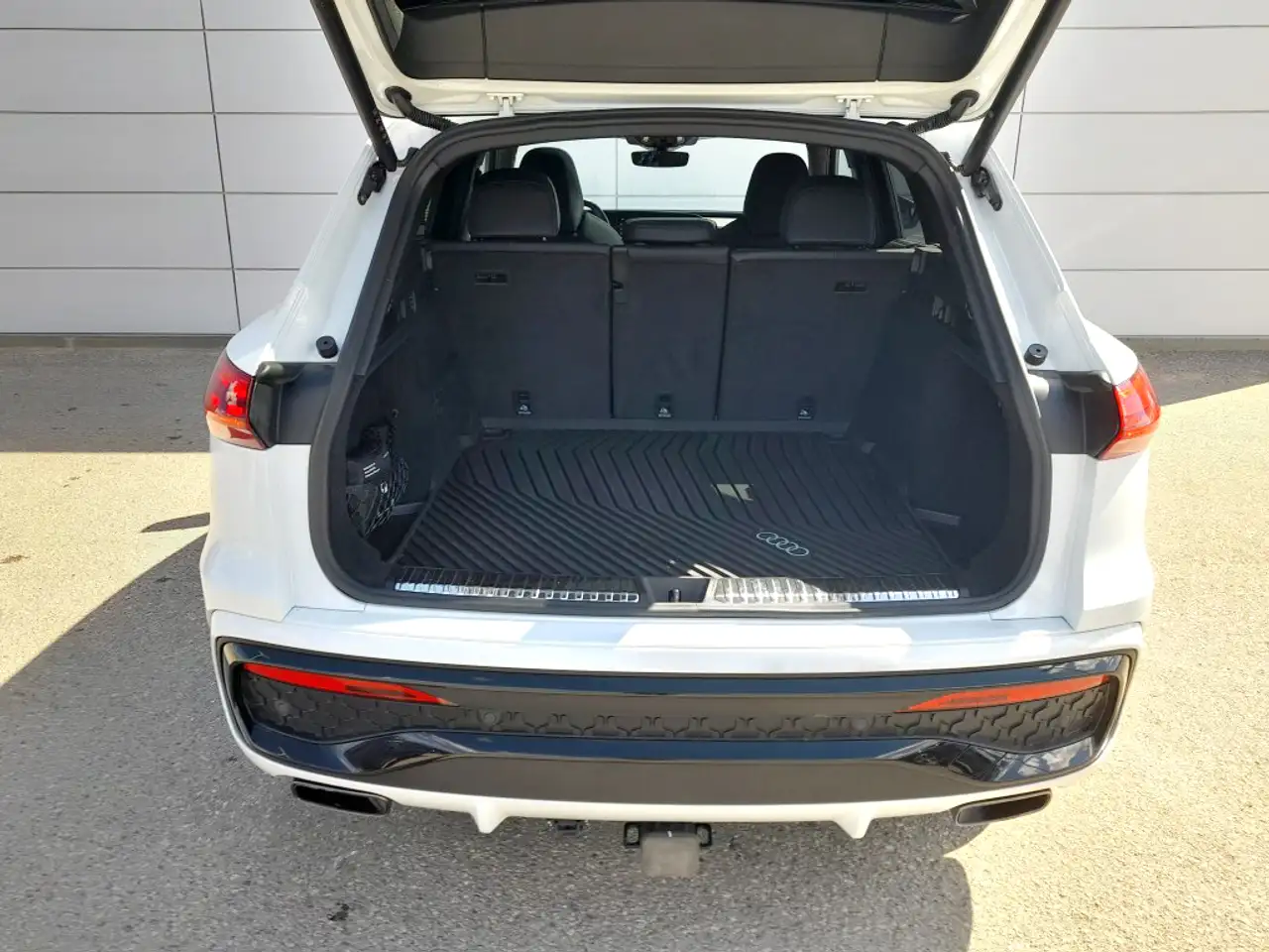 Audi Q5 снимка Audi Q5