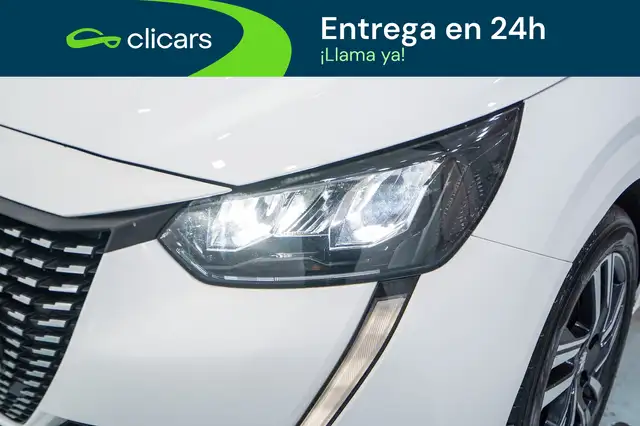 Peugeot 208 view 10