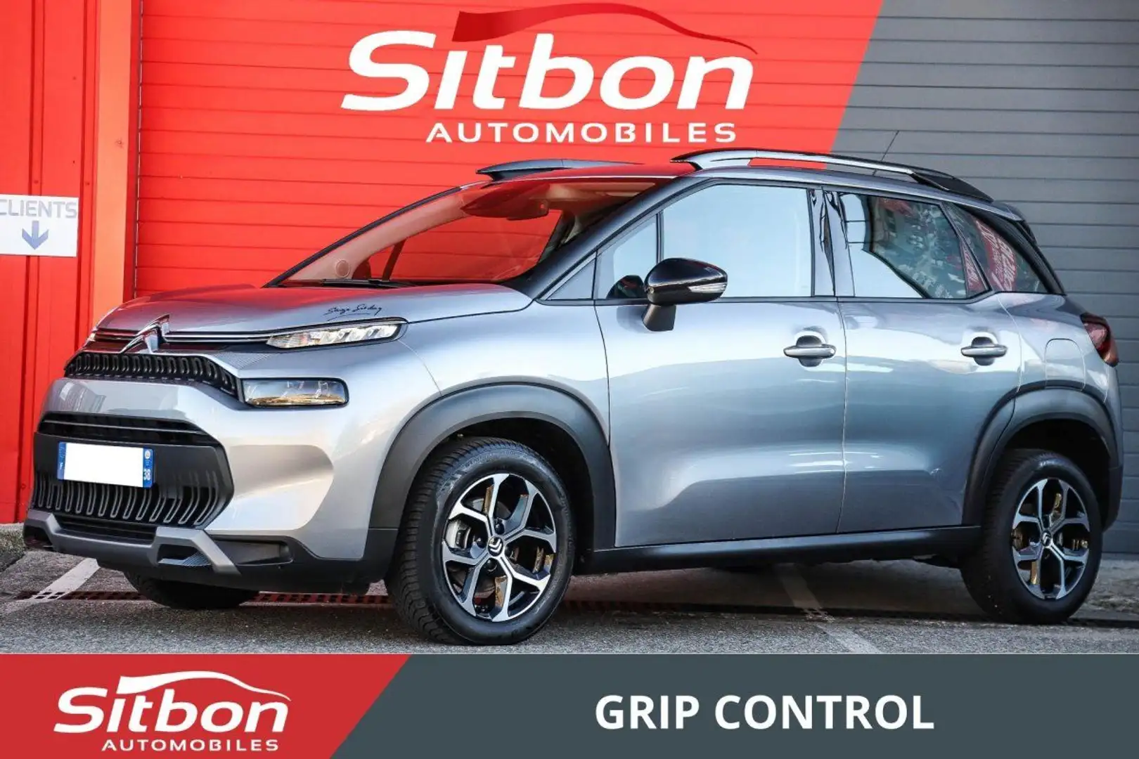 Citroen C3 Aircross 1.2 PureTech 110 Plus GRIP CONTROL %2B CARPLAY Gris - 1