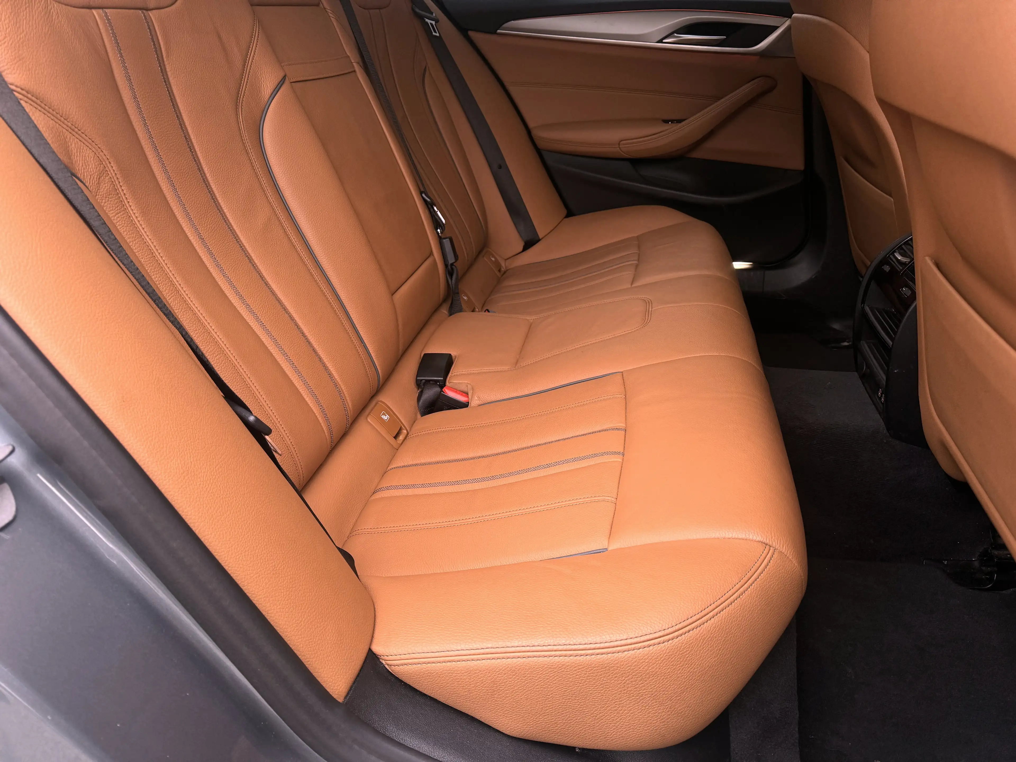 BMW 518 518dA Xenon Leer Navi VirtualCockpit Garantie * — photo 7