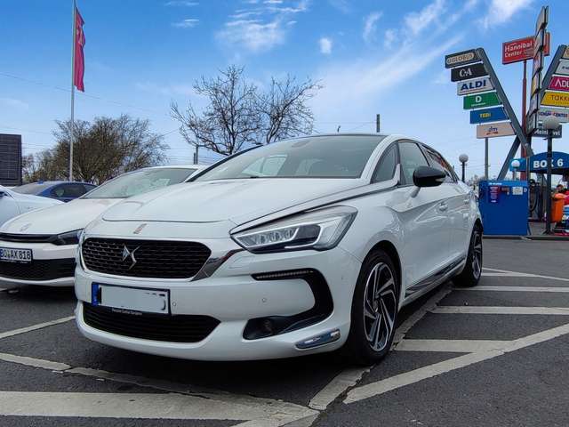 Imagine DS Automobiles DS 5 DS1955 Limited 2.0 HDi 110kW EURO6 PANO LEDER