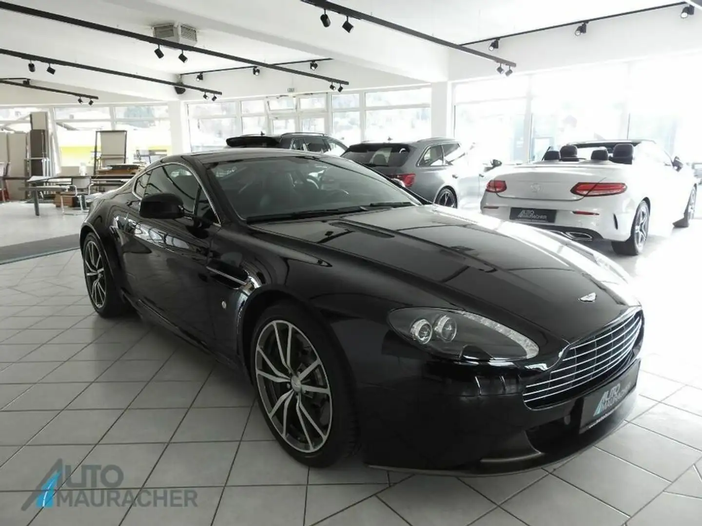 Aston Martin V8 Vantage Sportshift*35.000KM* Noir - 2