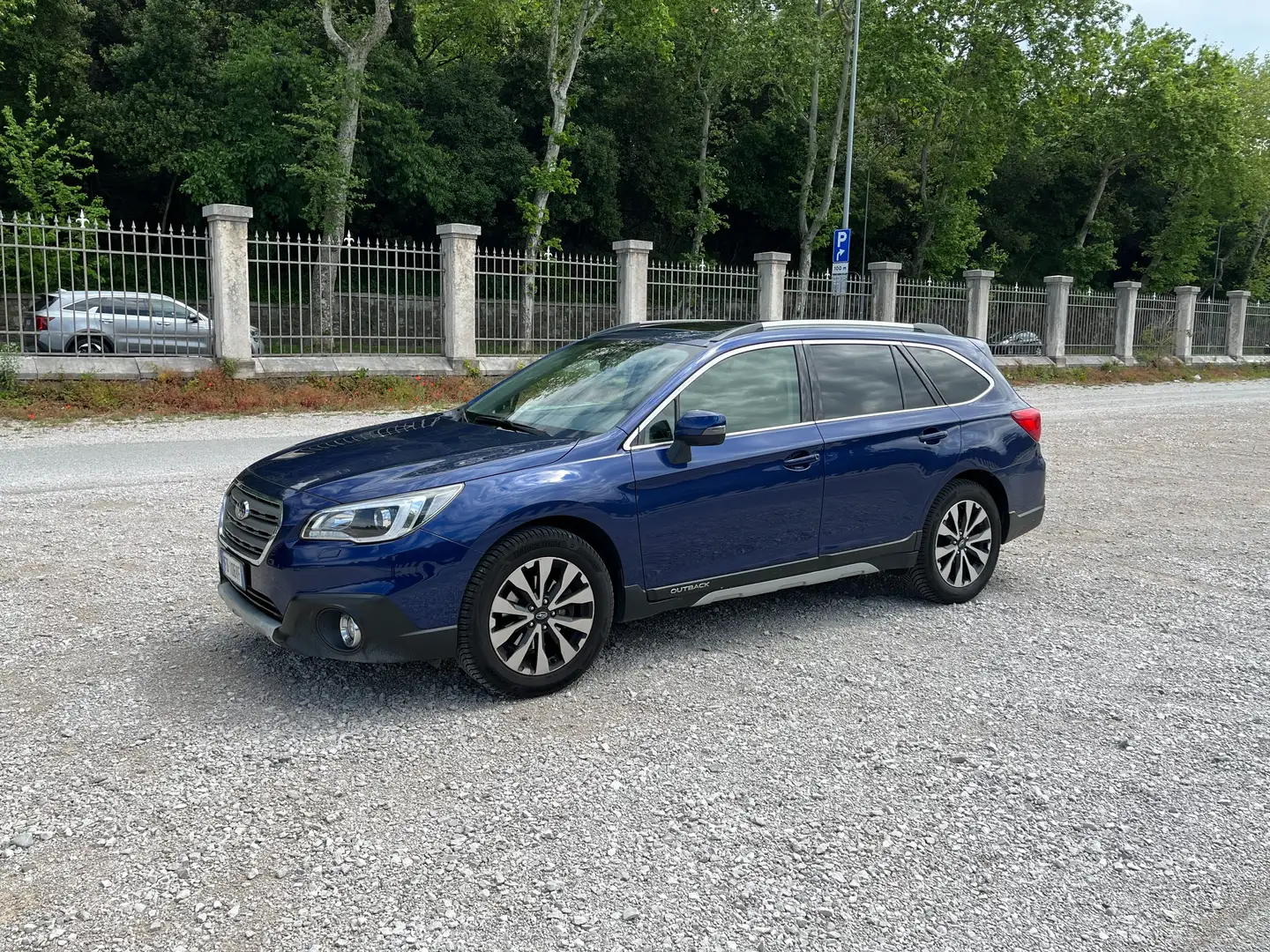 Subaru OUTBACK Outback V 2015 2.0d Unlimited lineartronic my16 Kék - 2