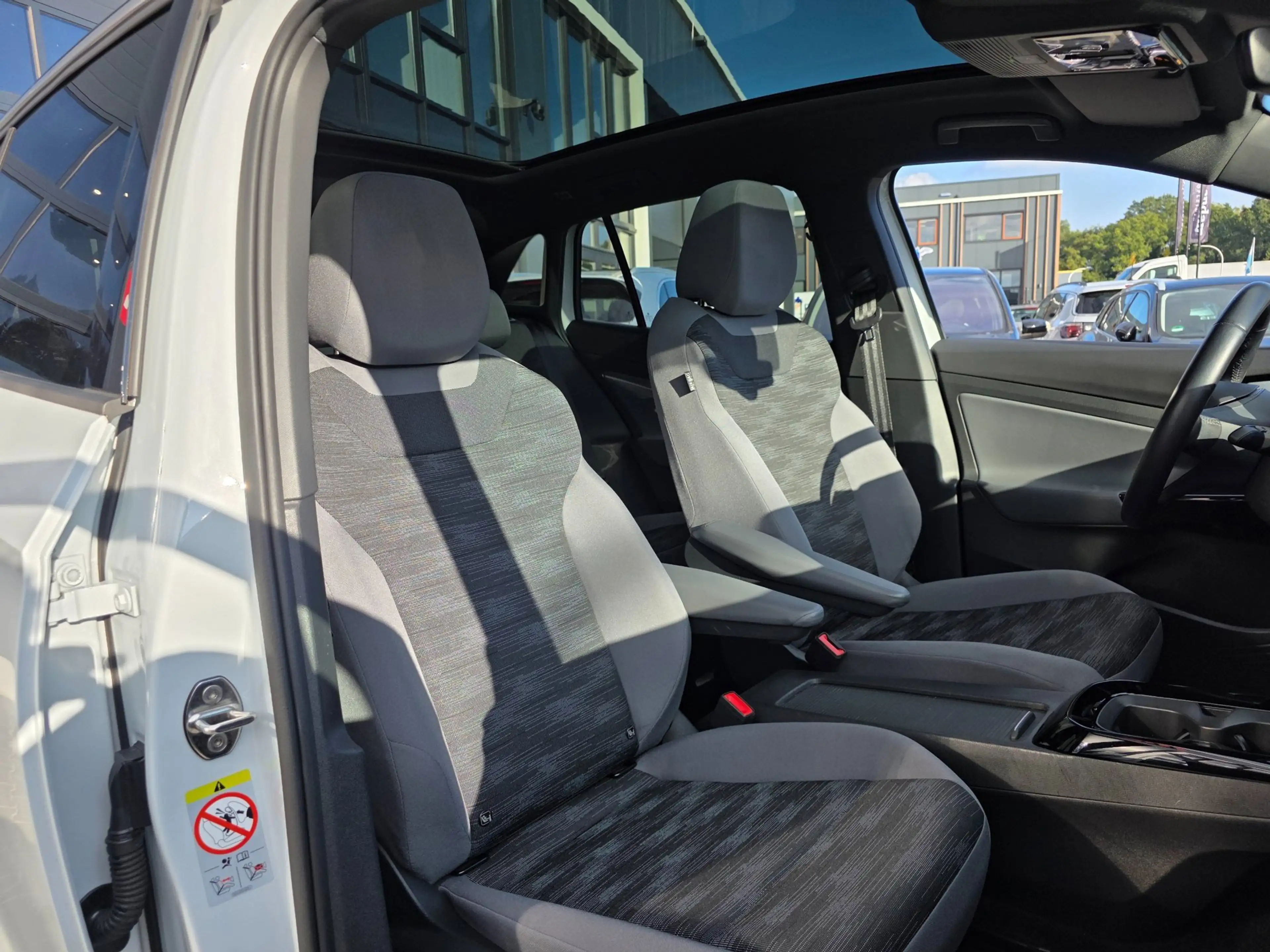 Volkswagen ID.4 Pro 77 kWh | 98% SOH | 360 CAMERA | PANO | WARMTEP — photo 9