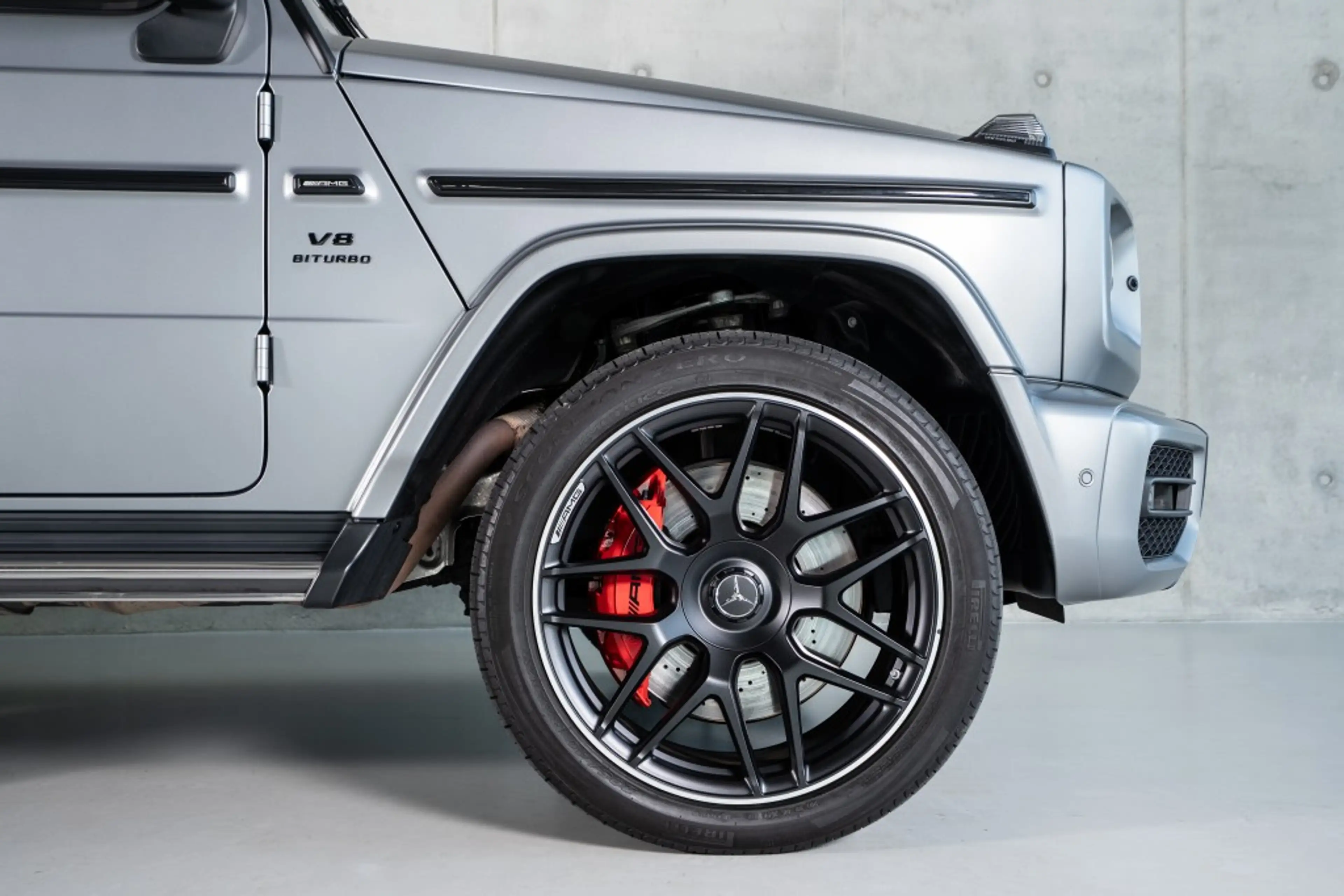 Mercedes-Benz G 63 AMG Carbon Superior Line Matt Night Paket — photo 12