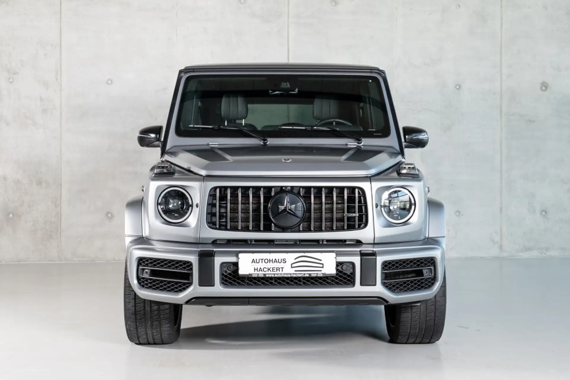 Mercedes-Benz G-Class G 63 AMG 2023 회색 사진 3
