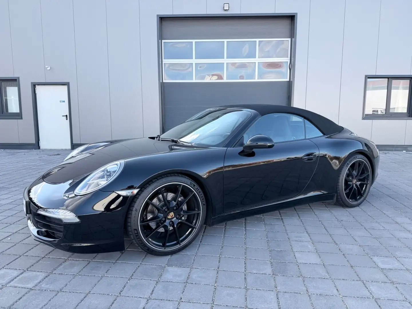 Porsche 991 Carrera Cabrio / Top Zustand Schwarz - 2
