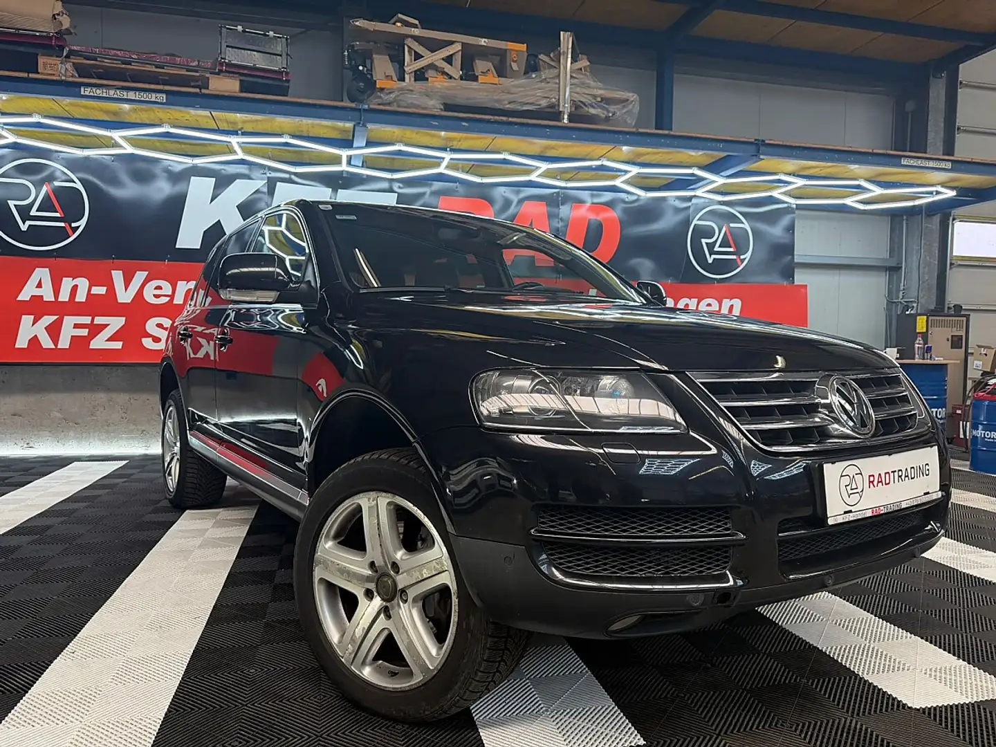 Volkswagen Touareg 3,0 V6 TDI DPF Tiptronic Schwarz - 2