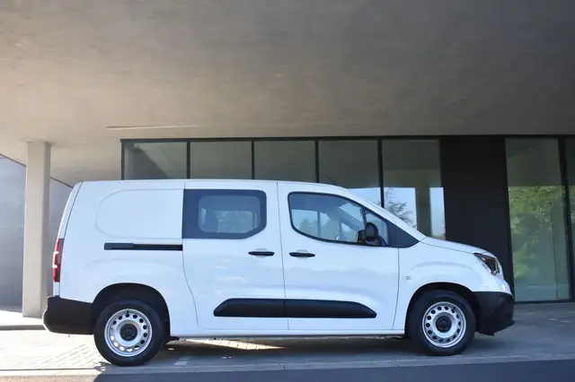 Opel Combo view 3