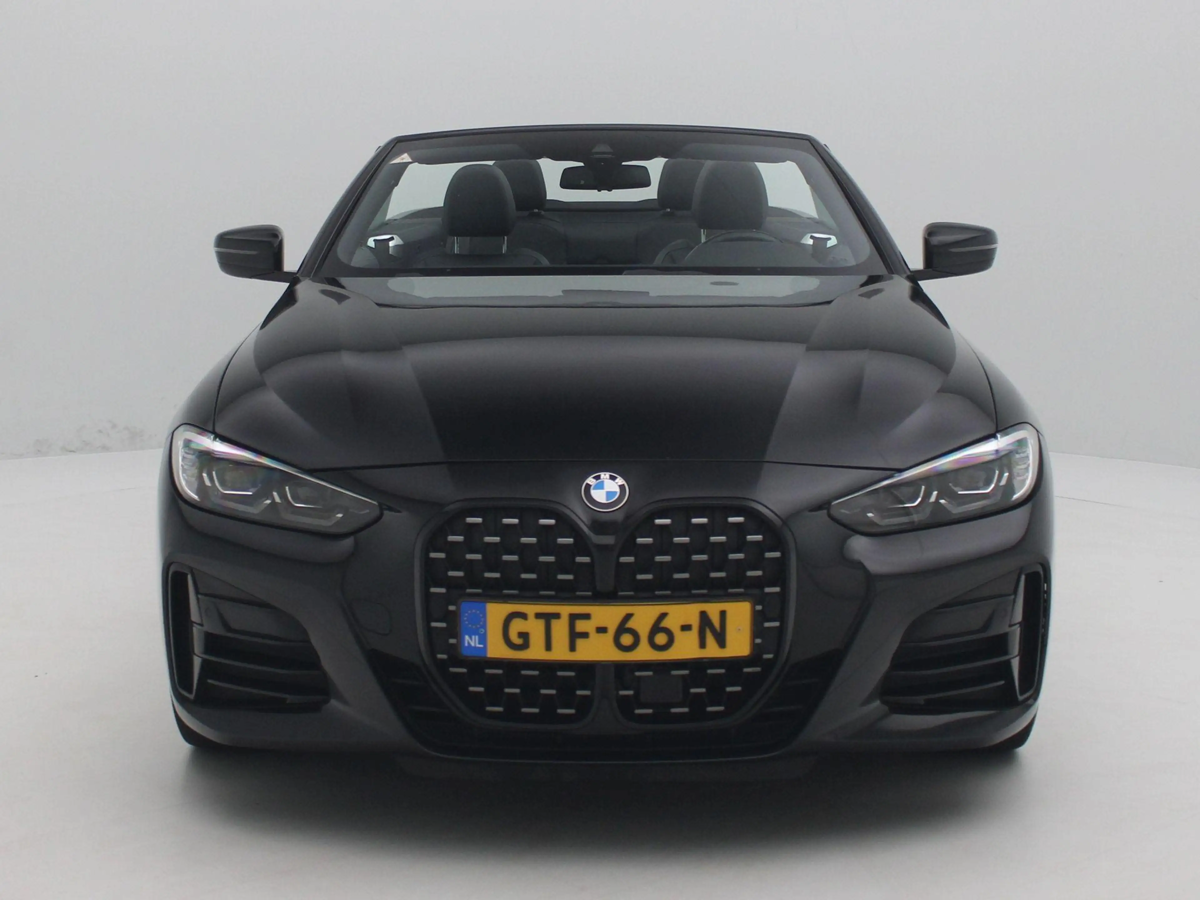 BMW 440 4-serie Cabrio M440i xDrive High Executive | Apple — photo 4