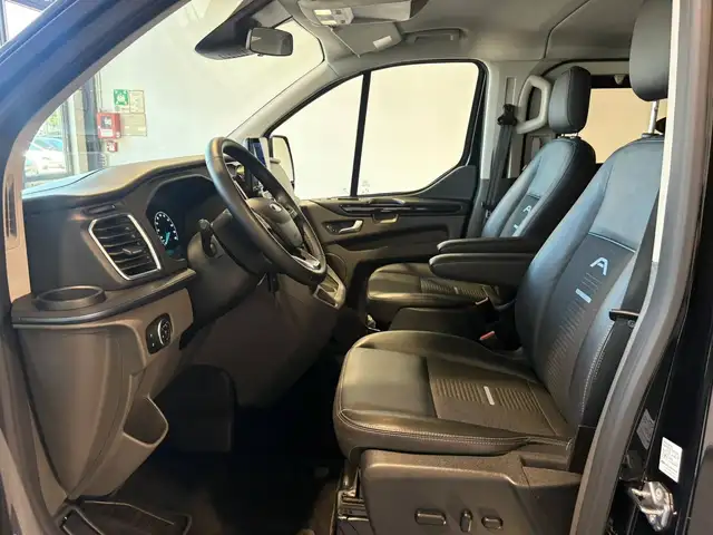 Ford Tourneo Custom view 8