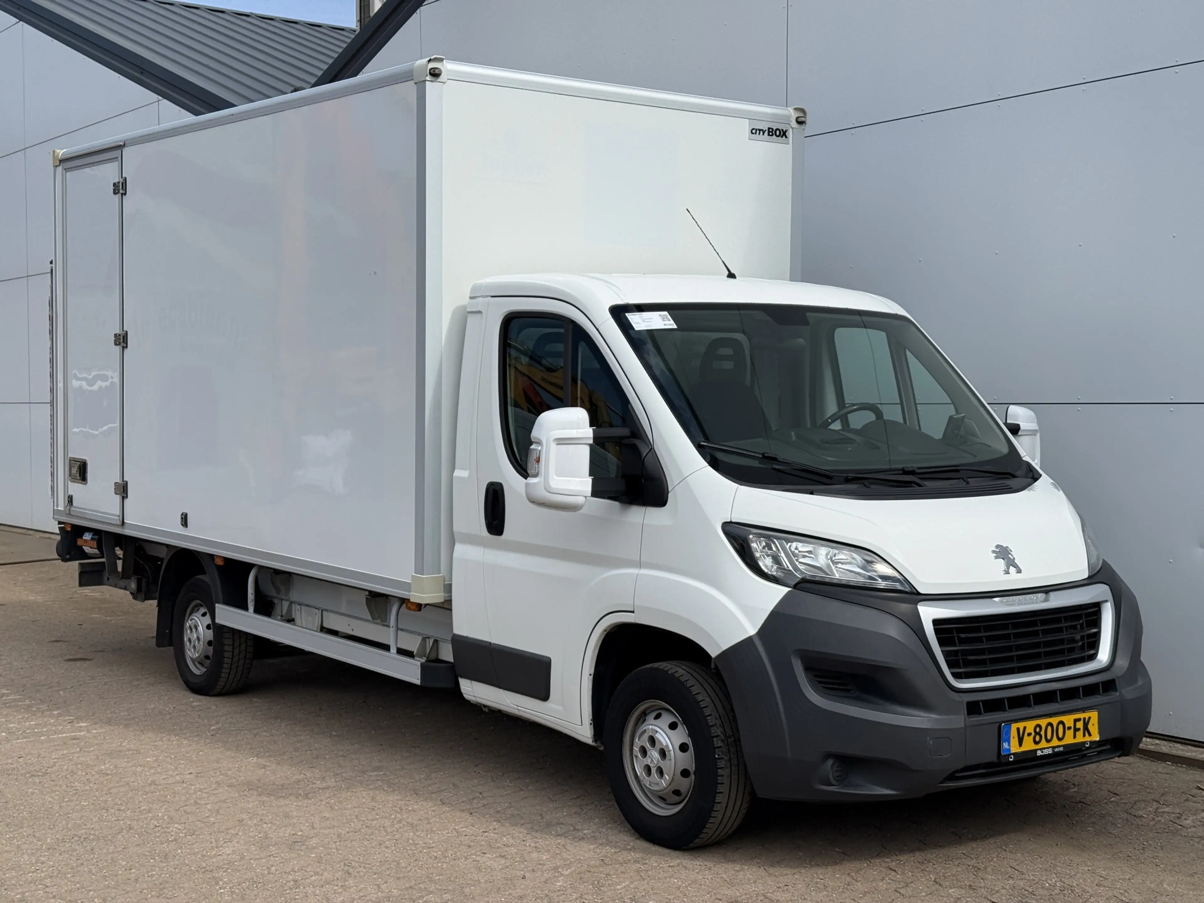 Peugeot Boxer 2.0 130PK Bakwagen Laadklep Navigatie Camera Airco — photo 4
