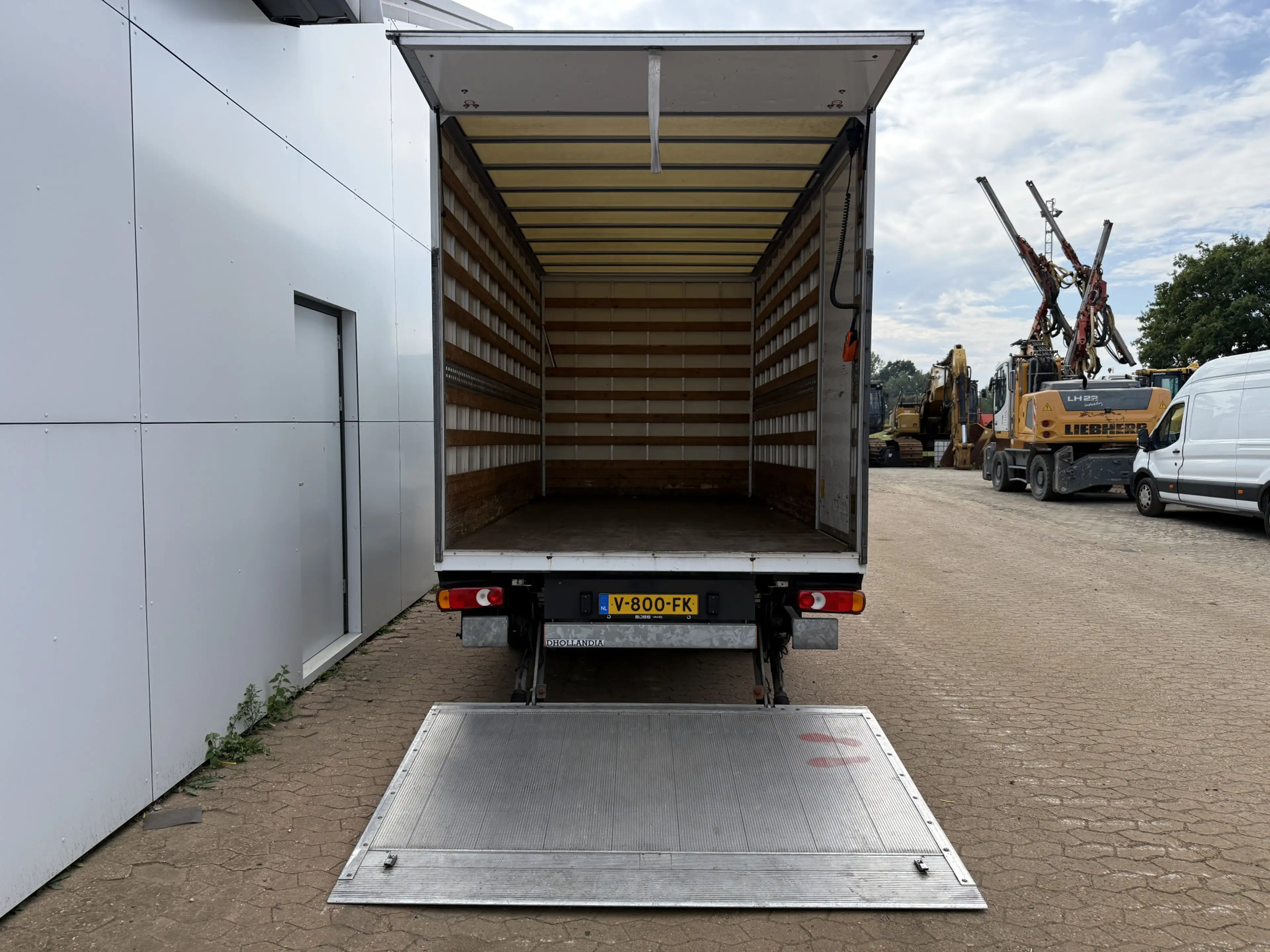 Peugeot Boxer 2.0 130PK Bakwagen Laadklep Navigatie Camera Airco — photo 10