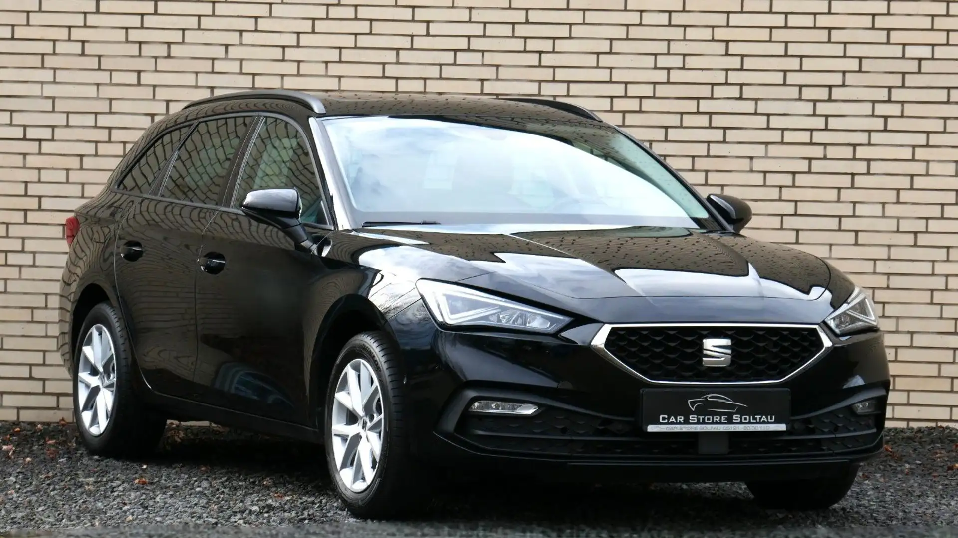 SEAT Leon SP 2.0 TDI Style Pano V-LED Beats Cam AHK Schwarz - 2
