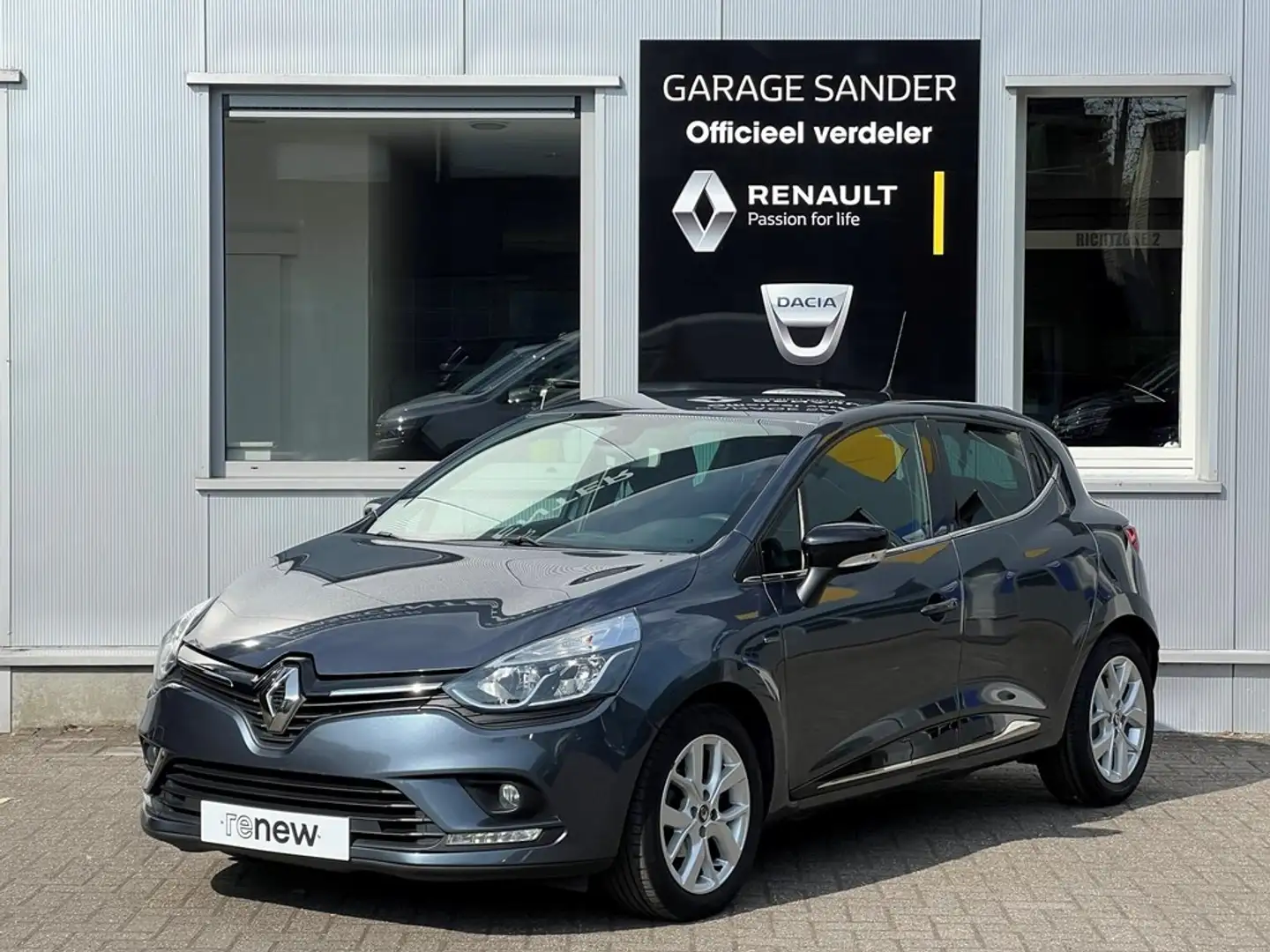 Renault Clio TCe 90 Pk Limited Grijs - 1