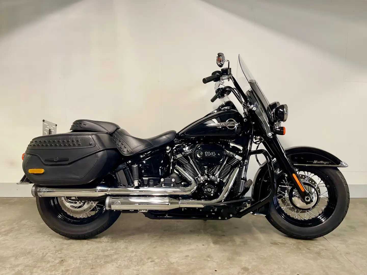 Harley-Davidson Heritage Softail Cruiser FLHCS CLASSIC Met electronisch regelbare u Noir - 1