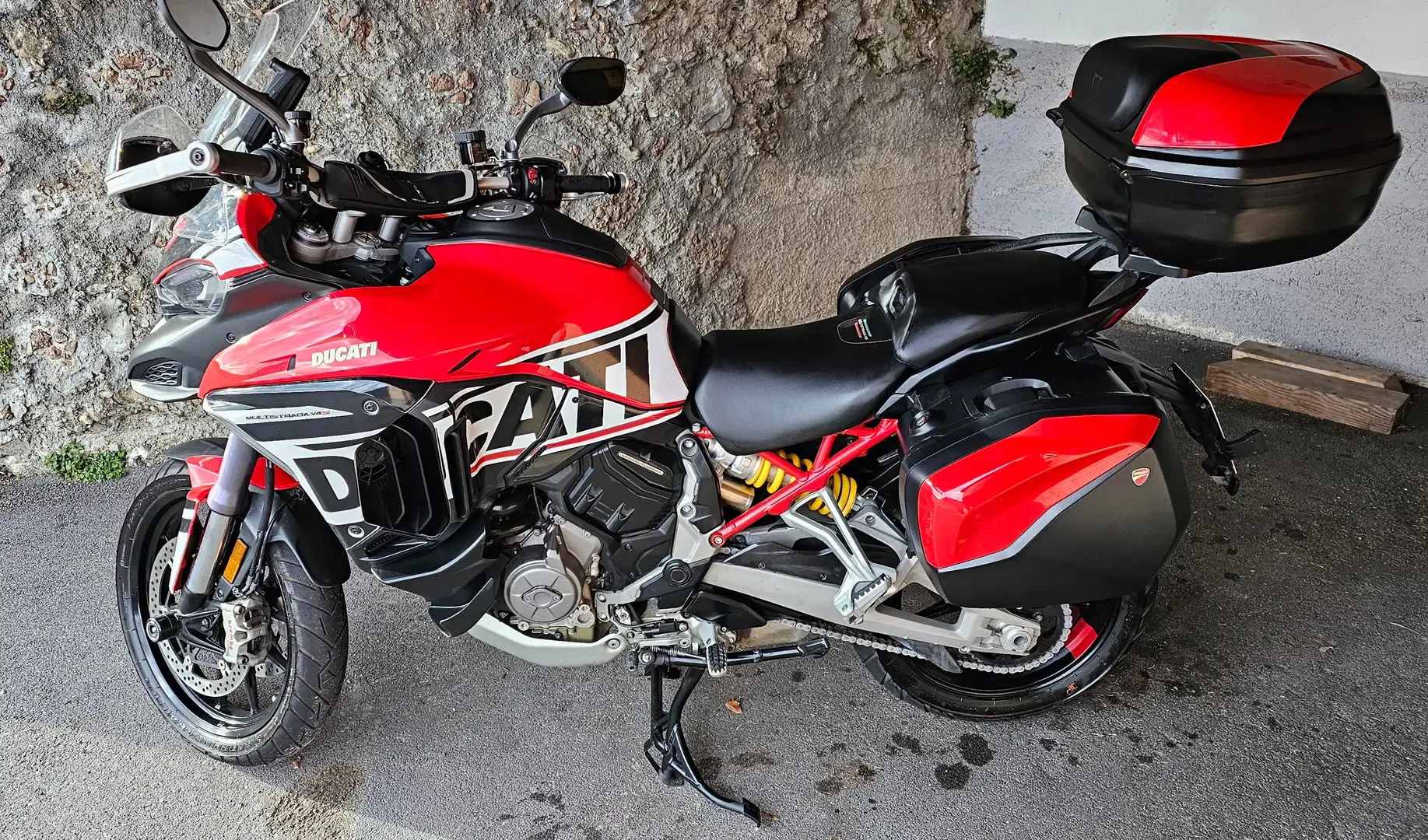 Ducati Multistrada V4 S Travel & Radar Rosso - 1