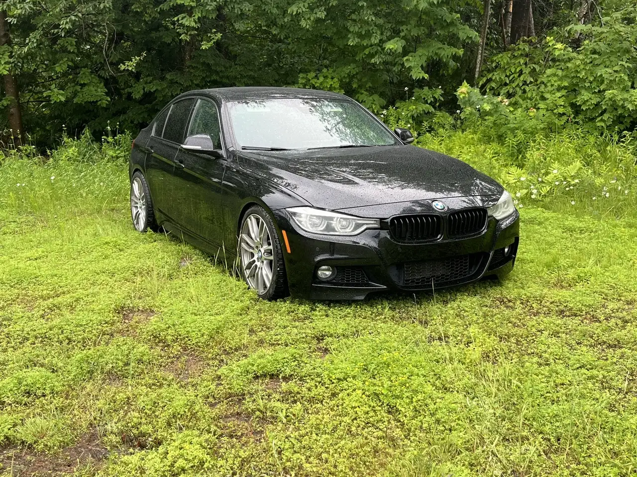 BMW 3 Series снимка BMW 3 Series