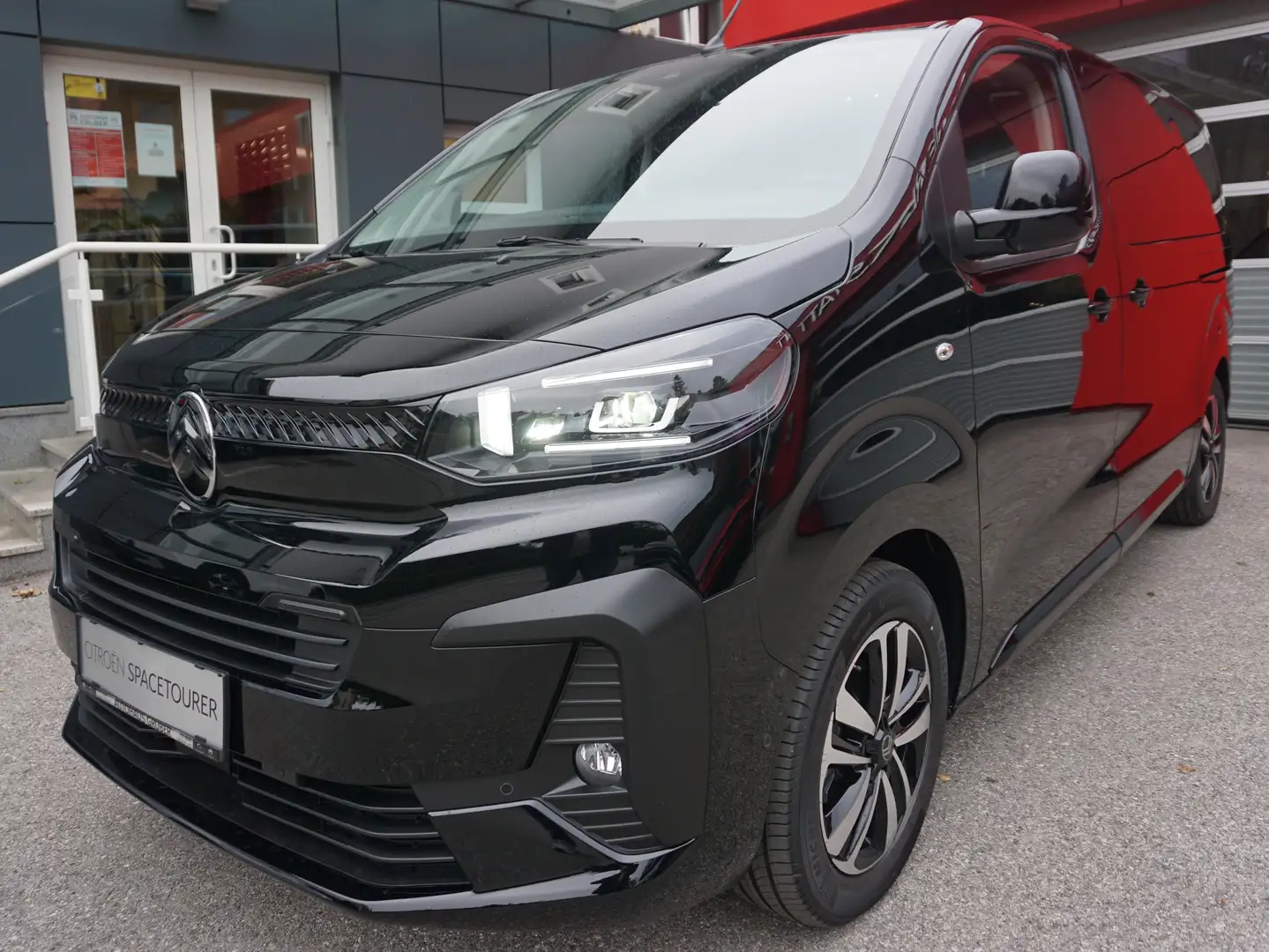 Citroen Spacetourer HDi180 BL M Schwarz - 1