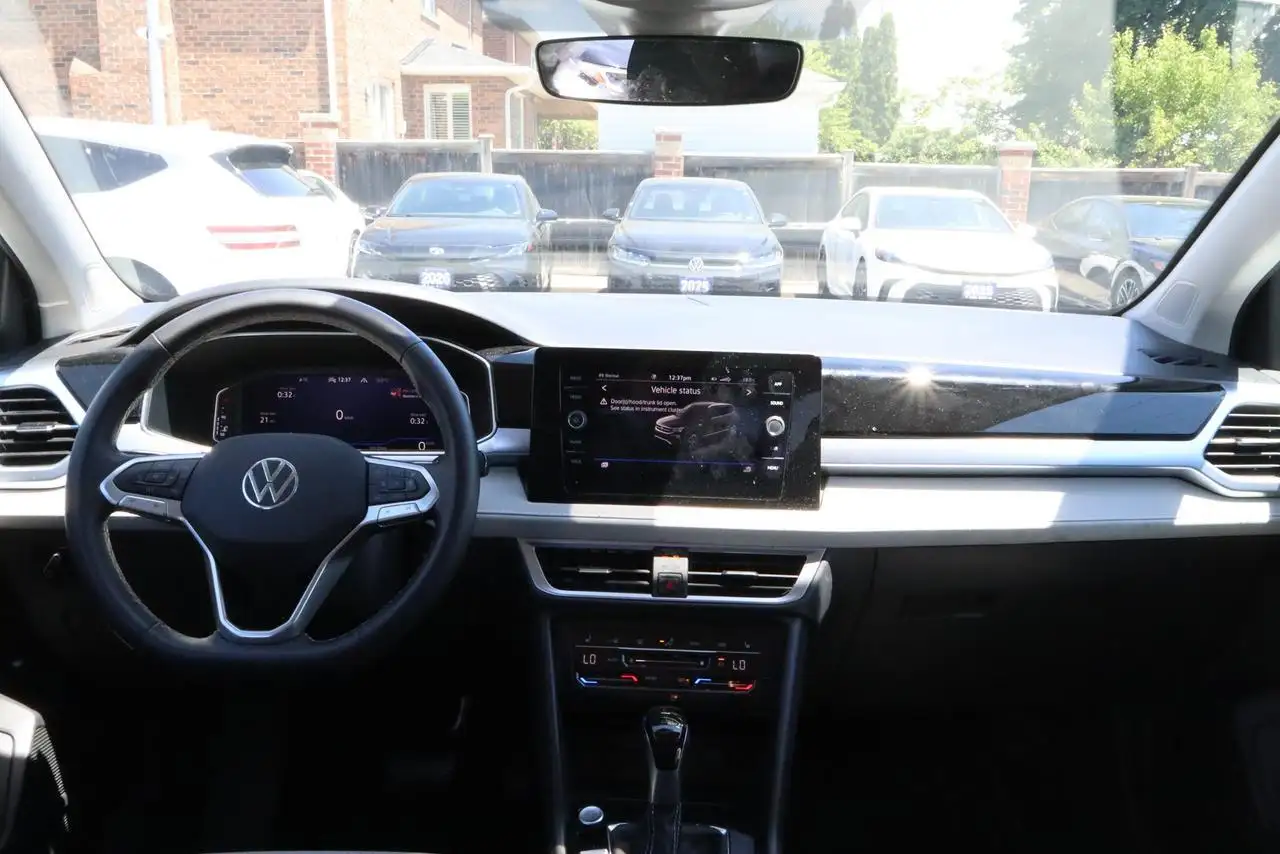 Volkswagen Taos снимка Volkswagen Taos