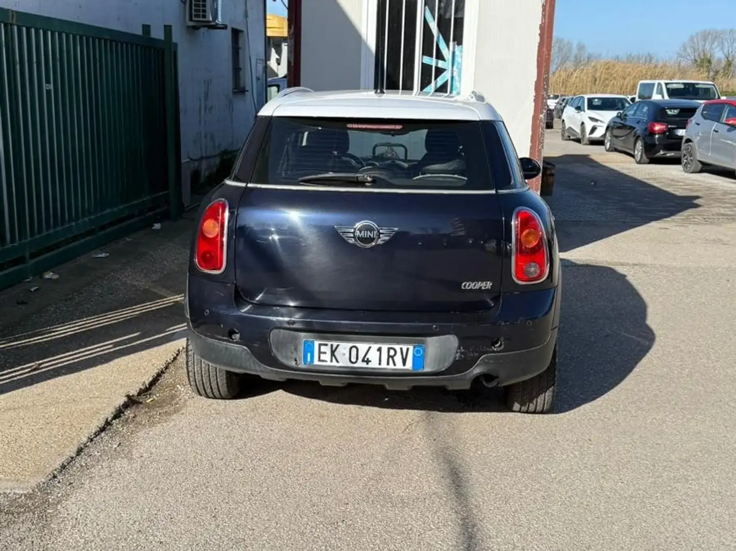 MINI Countryman C - 2