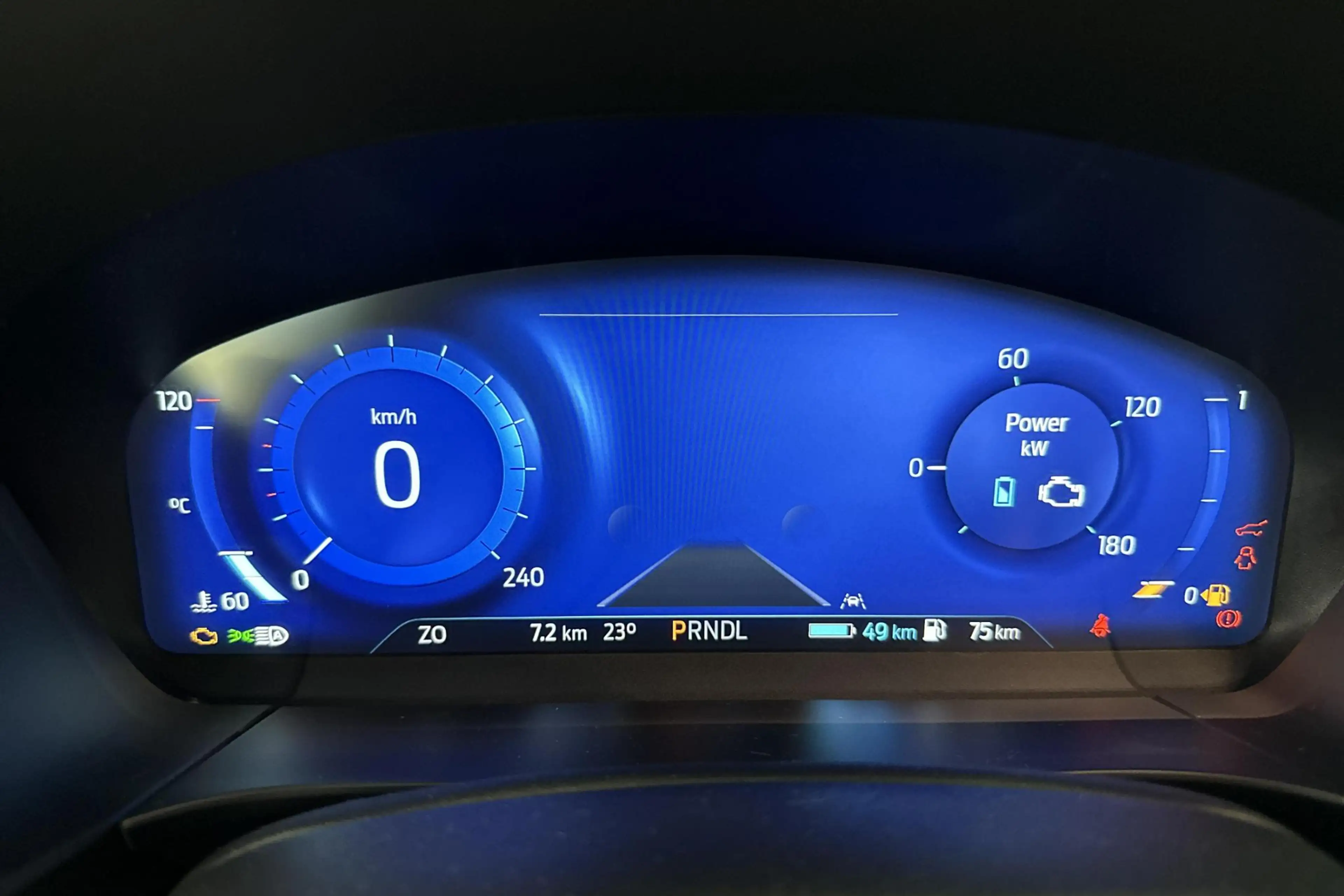 Ford Kuga 2.5i PHEV Aut. 165kW ST-Line X — photo 13