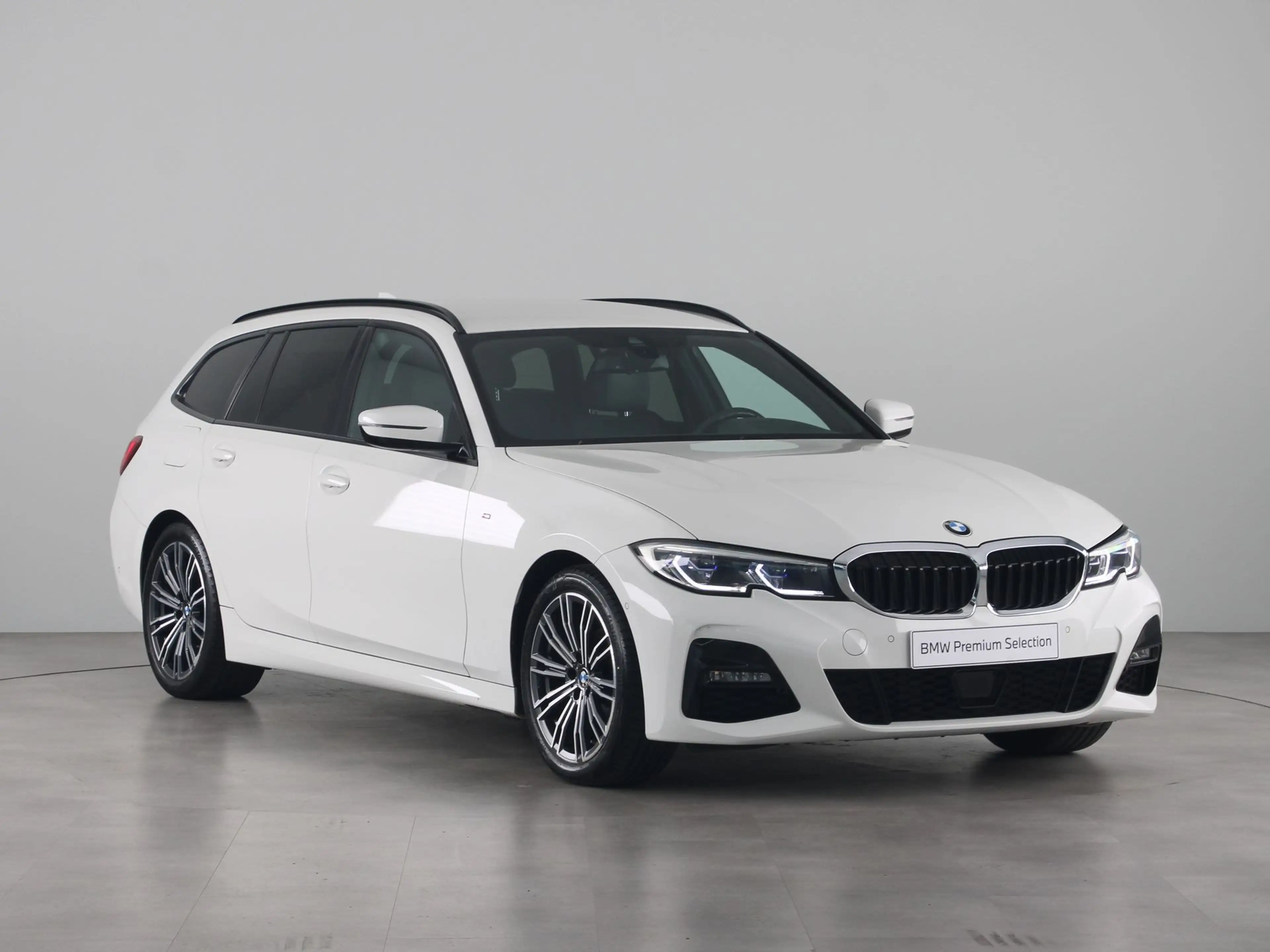 BMW 318 3 serie 318i Touring M Sport — photo 9