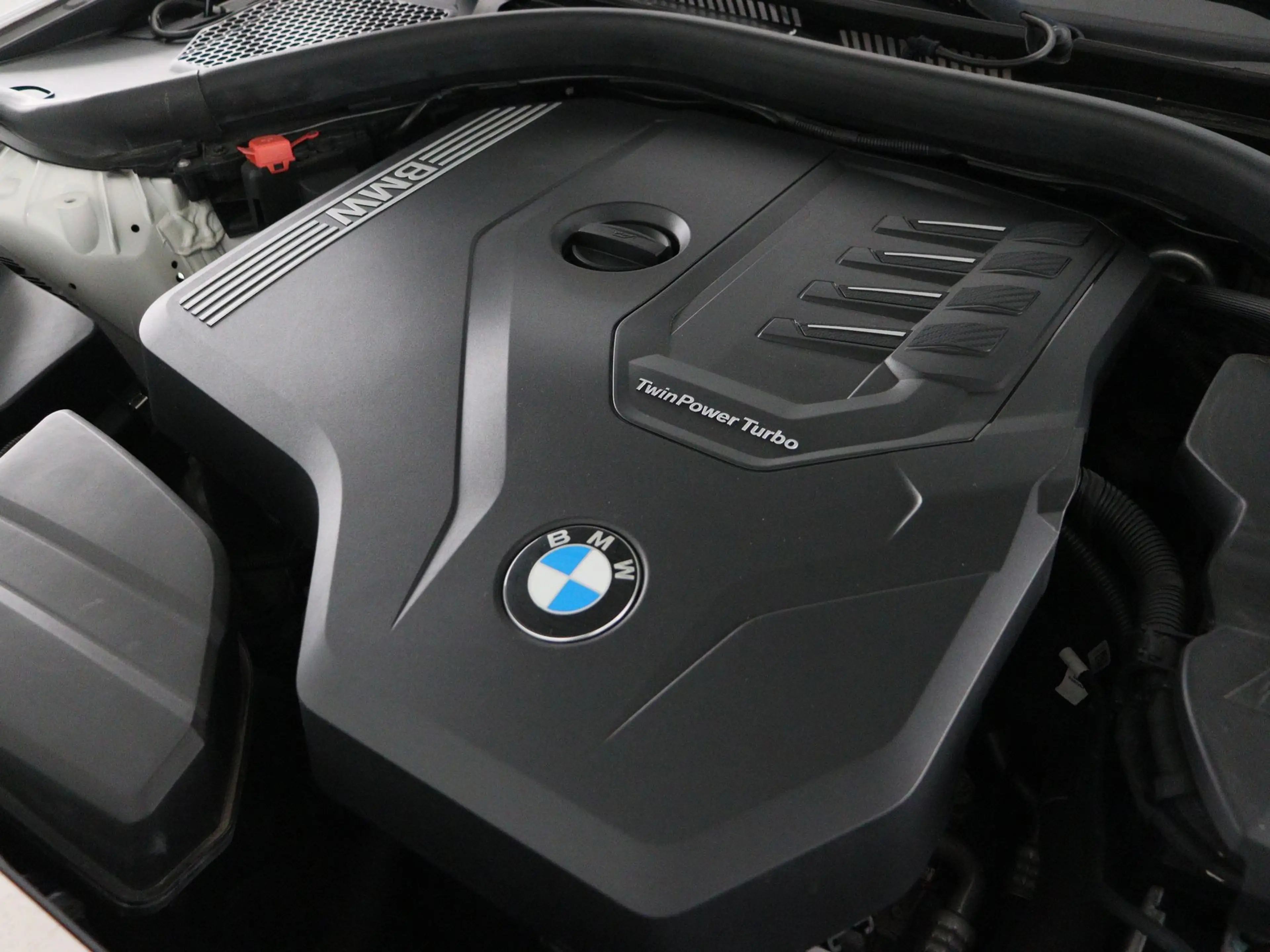 BMW 318 3 serie 318i Touring M Sport — photo 6
