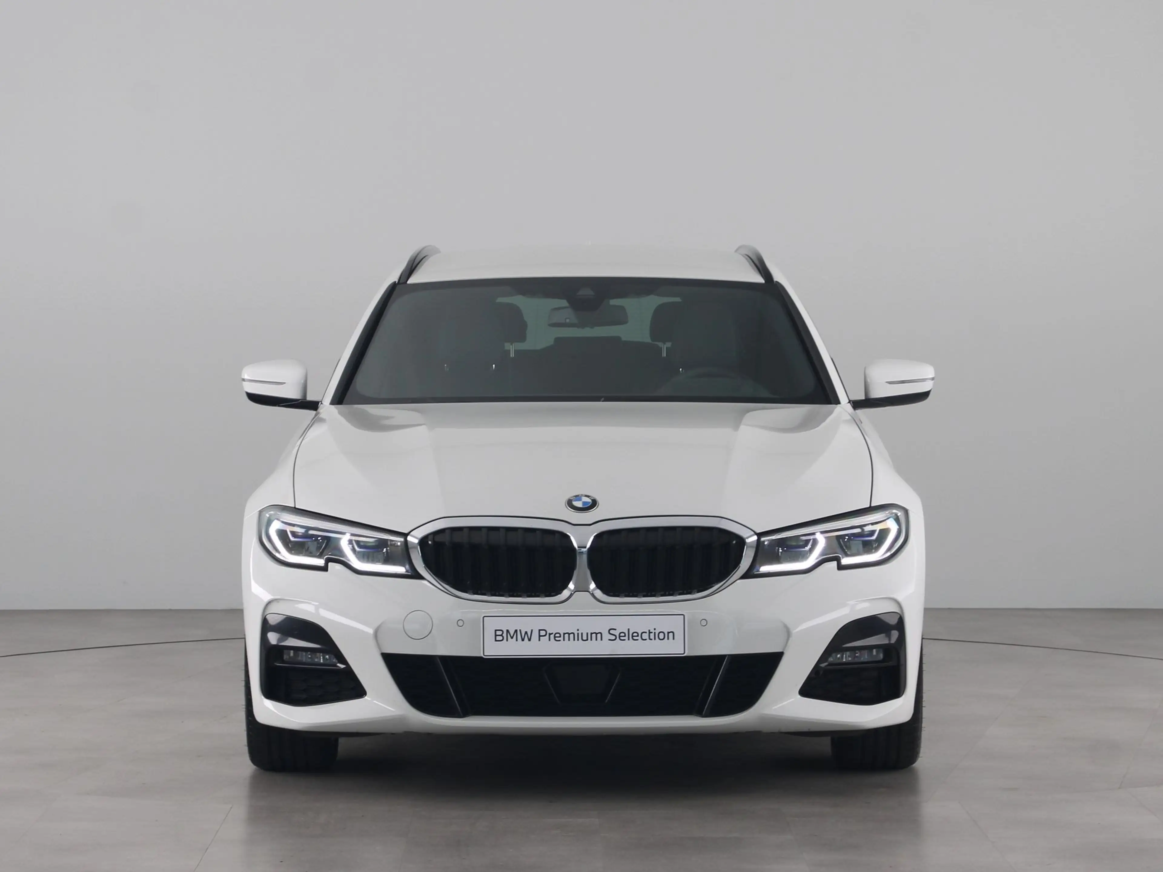 BMW 318 3 serie 318i Touring M Sport — photo 8