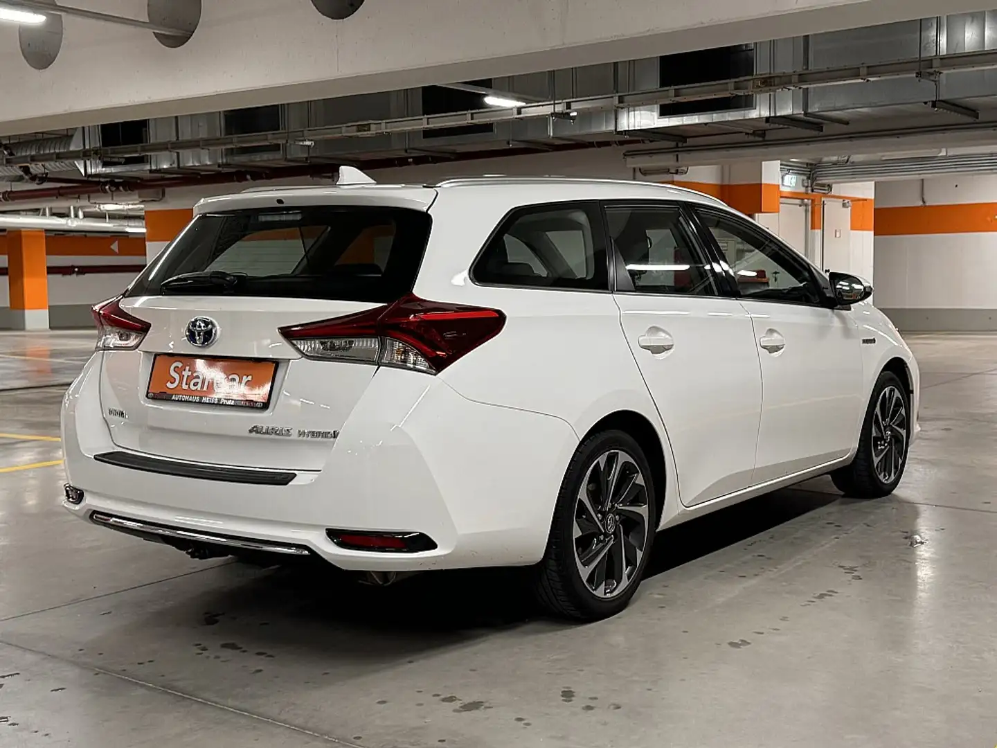 Toyota Auris TS 1,8 VVT-i Hybrid Active KLIMA*KAMERA*SOFORT ... Weiß - 2