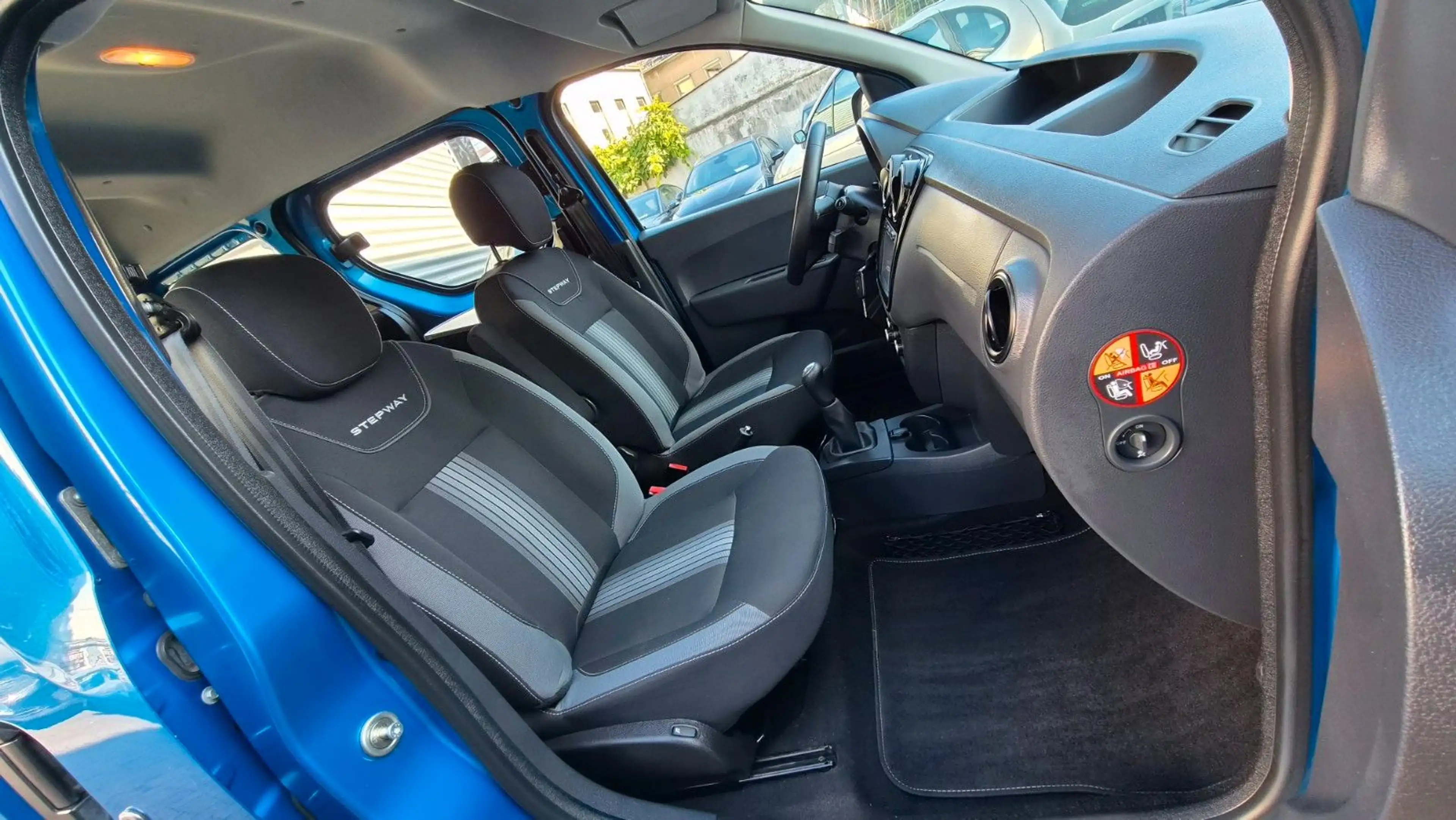Dacia Dokker 1.5 dCi Stepway Celebration KAMERA+SHZ — photo 13