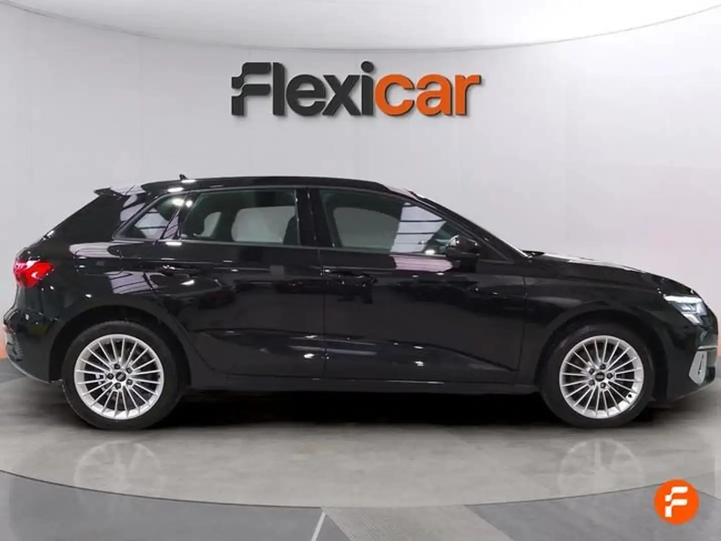 Audi A3 Sportback 30 TFSI Noir - 2