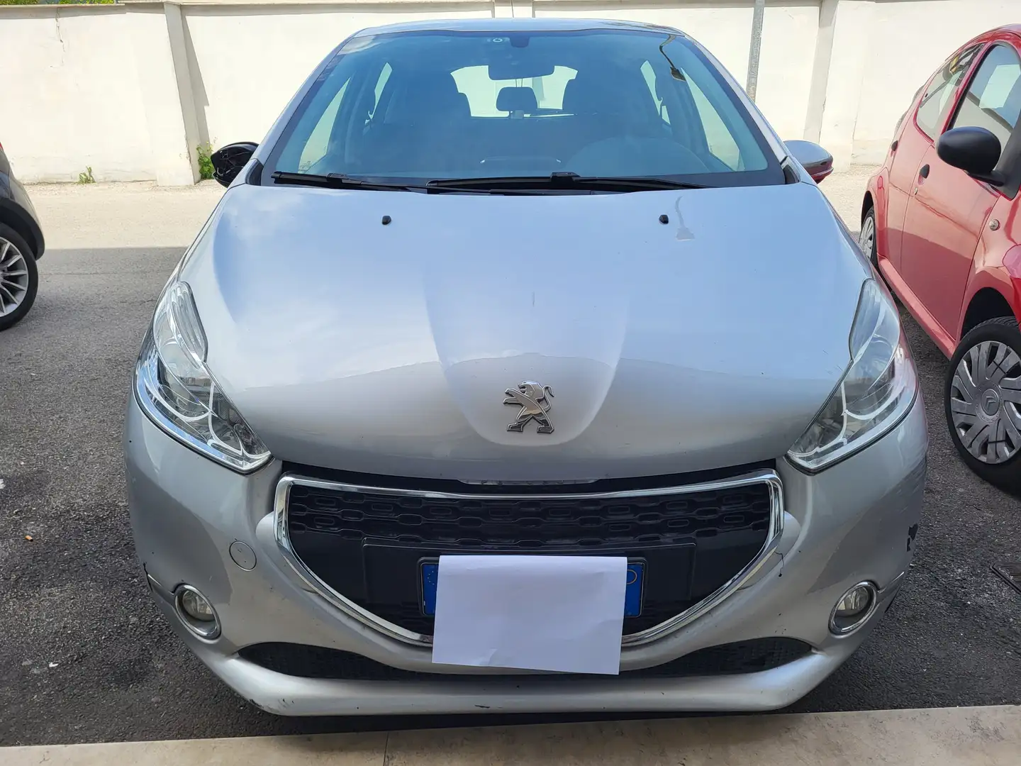 Peugeot 208 208 5p 1.4 hdi 8v Active 03/2013 KM 250000 Zilver - 1