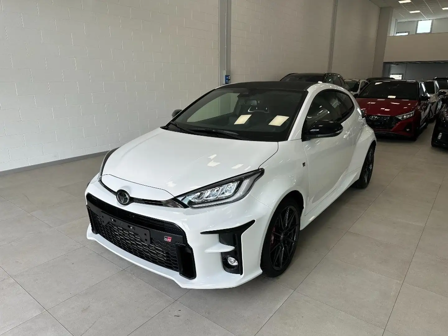 Toyota Yaris 1.6 Turbo 3 porte GR Yaris Circuit Wit - 2