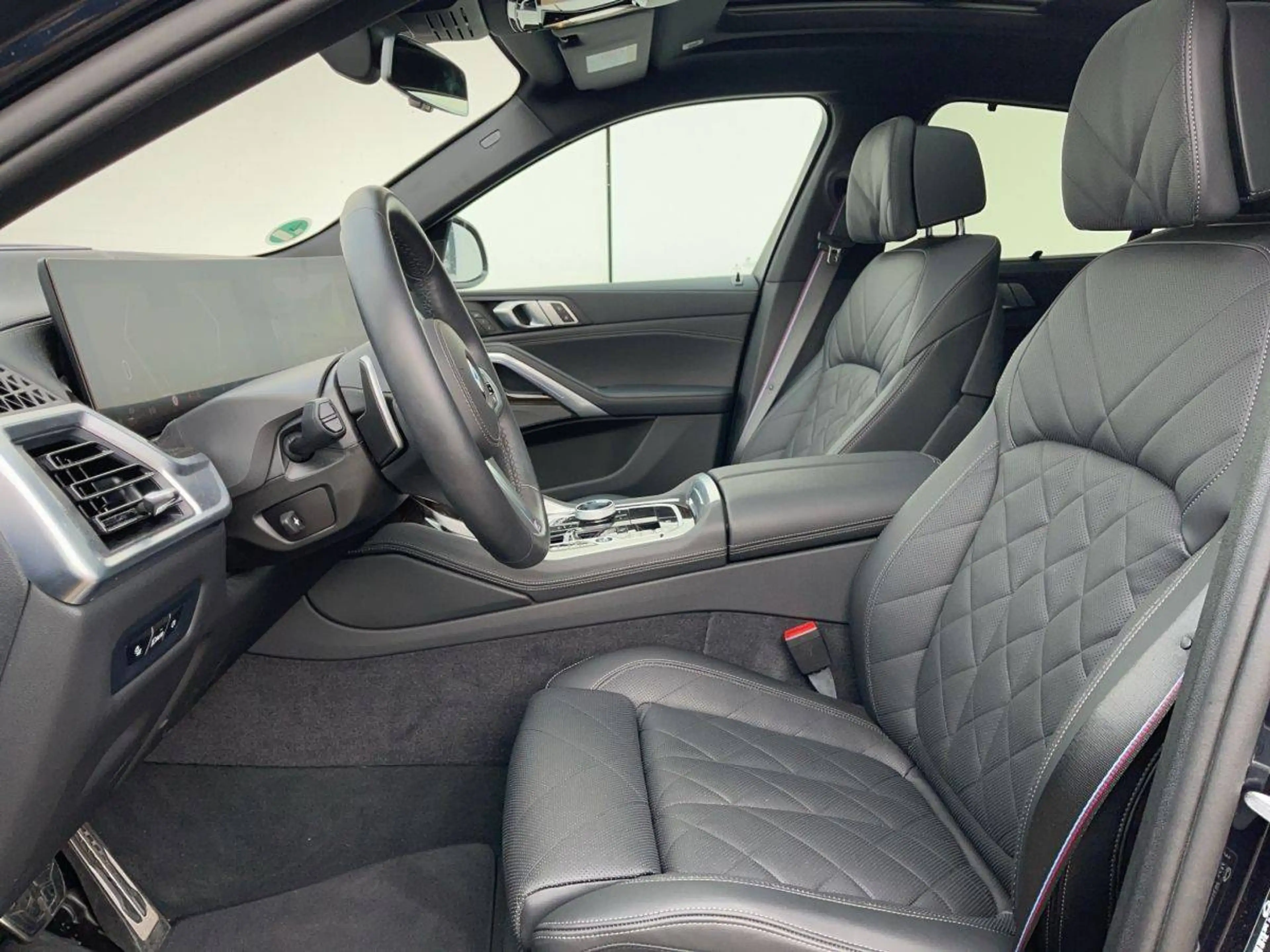 BMW X6 40 i xDrive M Sport — photo 12