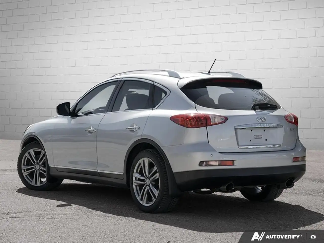 Infiniti EX снимка Infiniti EX