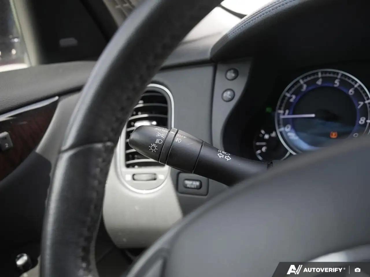 Infiniti EX снимка Infiniti EX