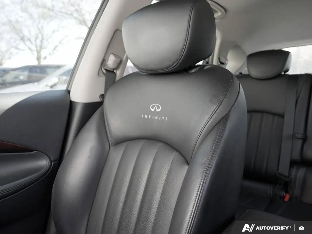 Infiniti EX photo Infiniti EX