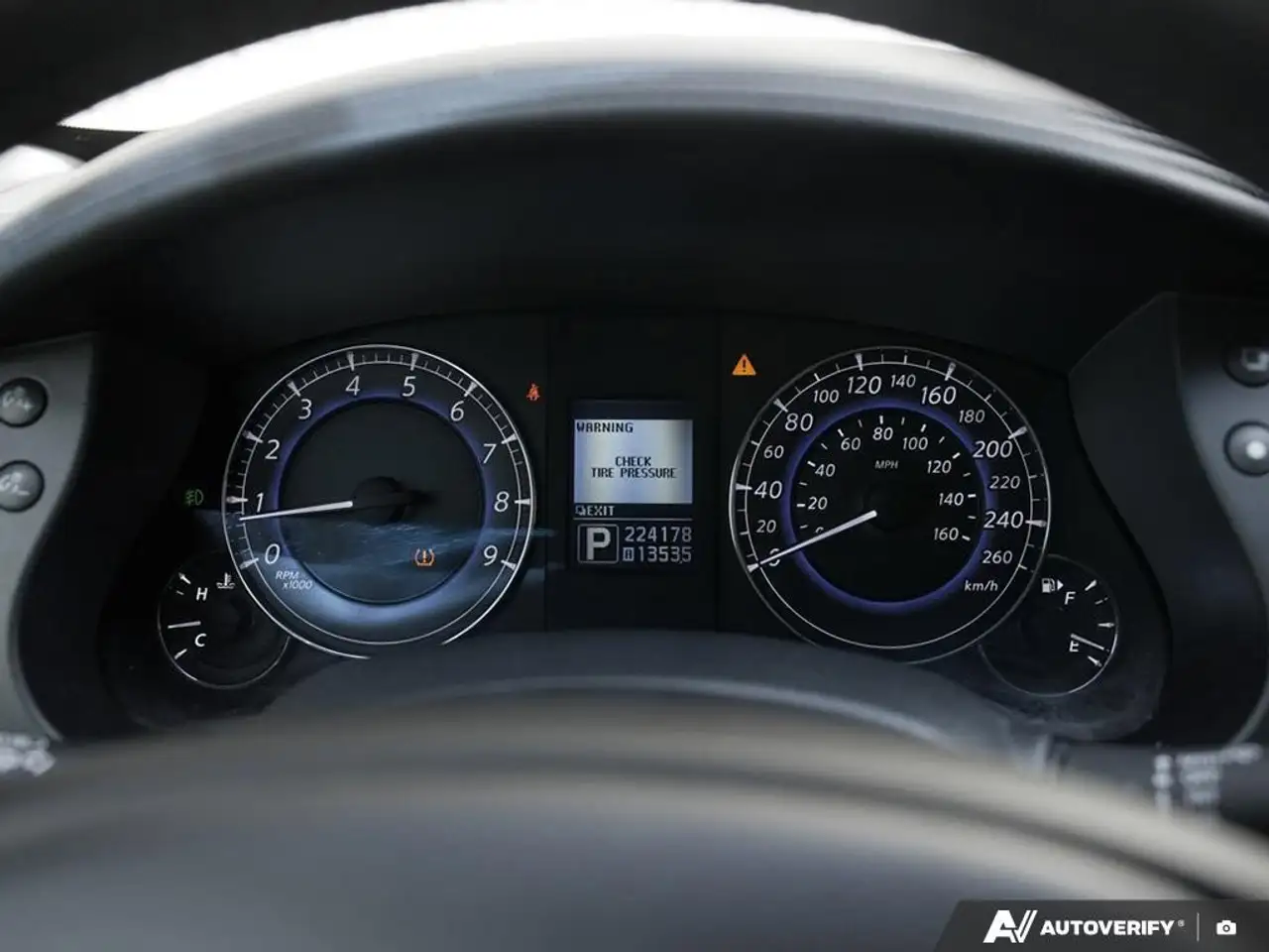 Infiniti EX снимка Infiniti EX