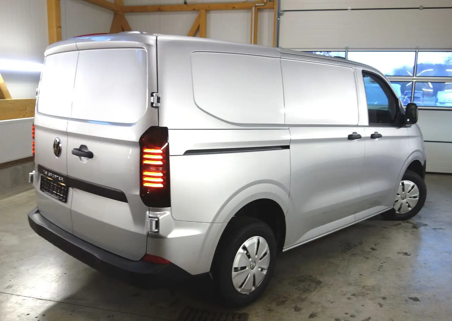 Volkswagen T7 Transporter VW T7 Transporter Kasten L1 Kamera AHK Silber - 2