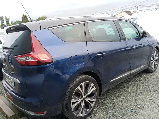 Renault Grand Scenic 1.7 BLUE DCI 150CH INTENS