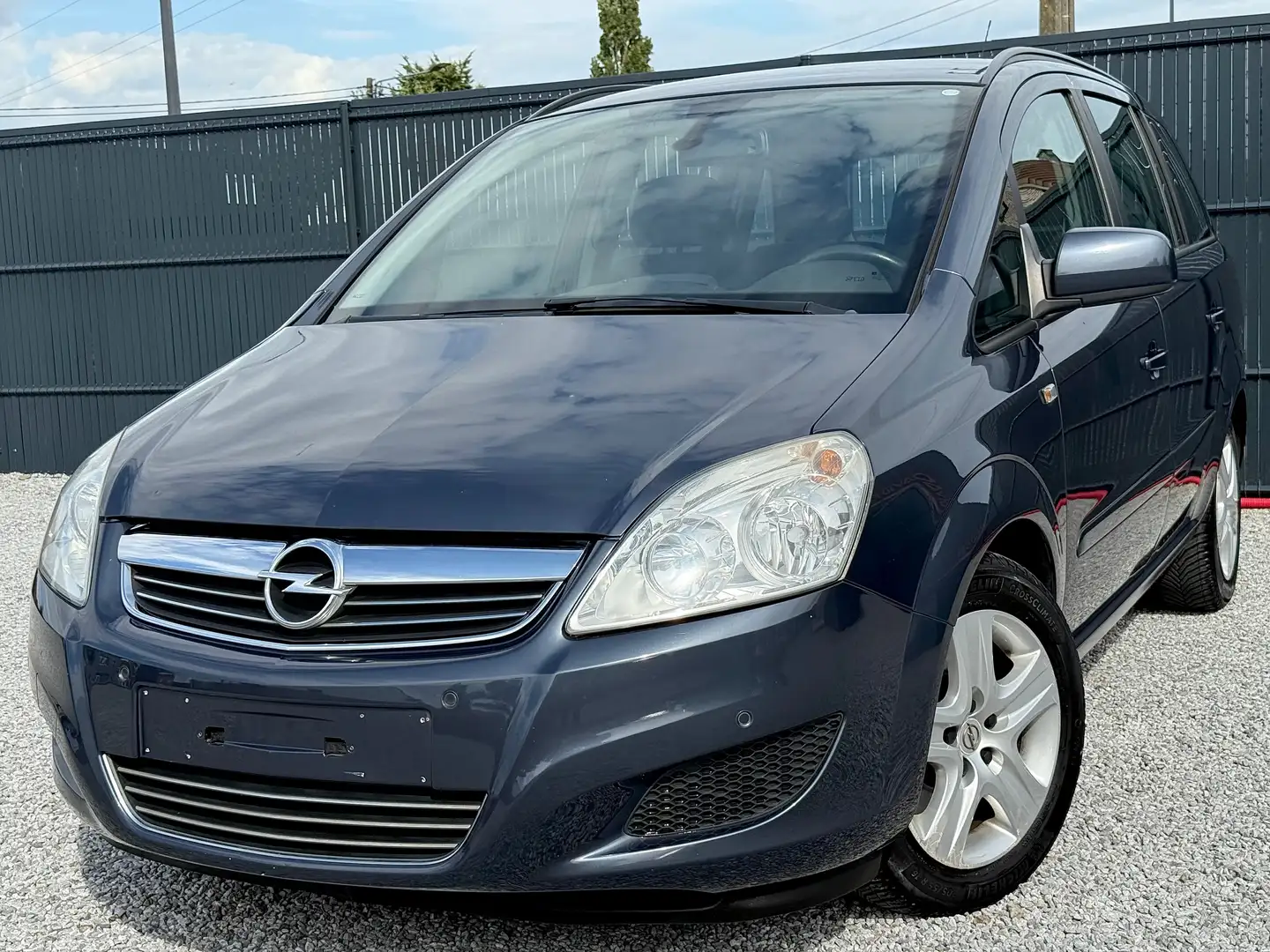 Opel Zafira 1.7 CDTi ecoFLEX / 7 Place / Full Carnet / Clim !! Grijs - 1