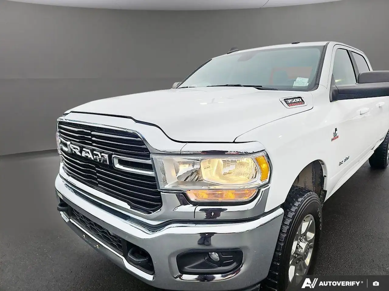 RAM 3500 снимка RAM 3500