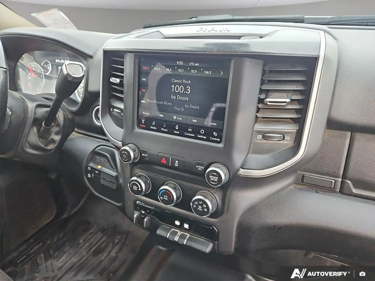 RAM 3500 снимка RAM 3500